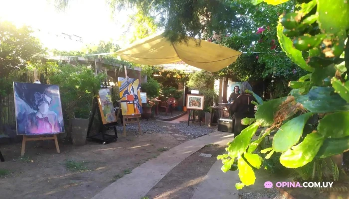 Sandalo Cafe Jardin - Pando