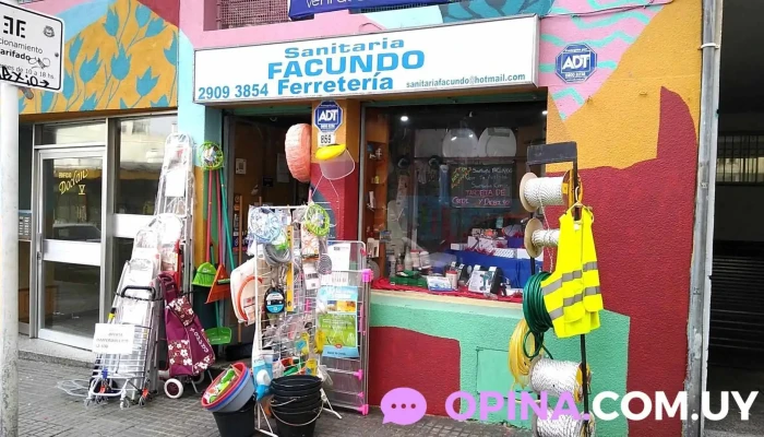 Sanitaria Dos Santos y Ferretería - 11100 Montevideo