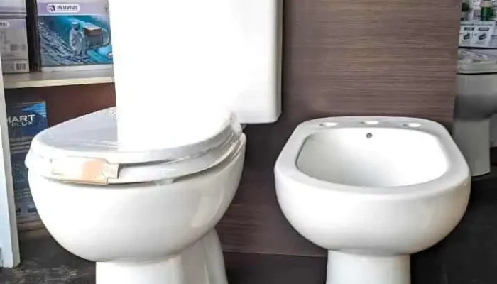 Sanitarios Uruguay - Quilmes Oeste