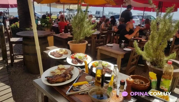 Santa Rita Restaurant Y Parrillada -  Comida Y Bebida - Col. del Sacramento