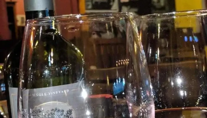 Santa Rita Restaurant Y Parrillada -  Vino - Col. del Sacramento