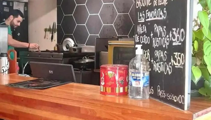 Seis -  Bar - Montevideo