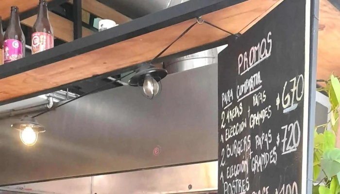 Seis -  Comentario 2 - Montevideo