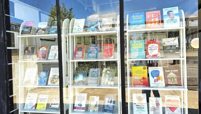 Select Libros Uruguay -  Interior - Empalme Olmos