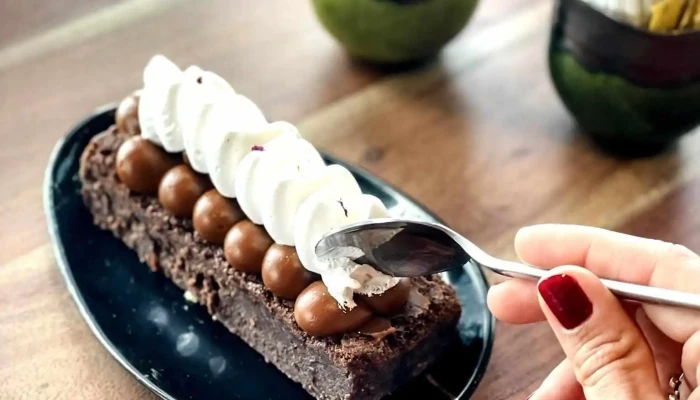 Selva Cafe Libros Comida Y Bebida - Canelones