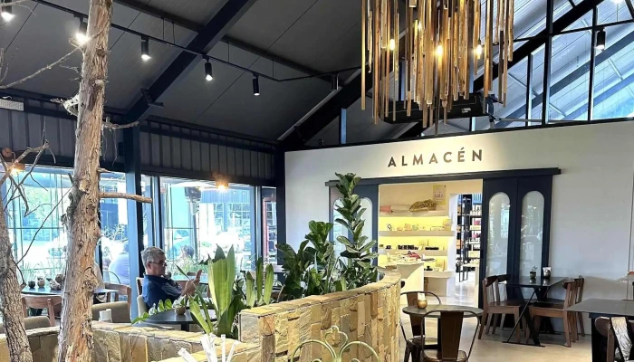 Selva Cafe Libros Videos - Canelones