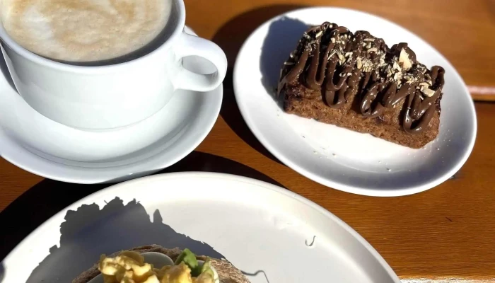 Serrano Cafe Comentario 1 - Col. del Sacramento