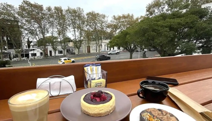 Serrano Cafe Pastel - Col. del Sacramento