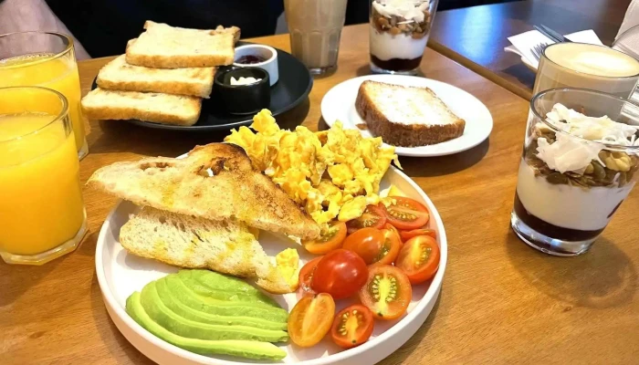 Serrano Cafe Revuelto De Huevo - Col. del Sacramento