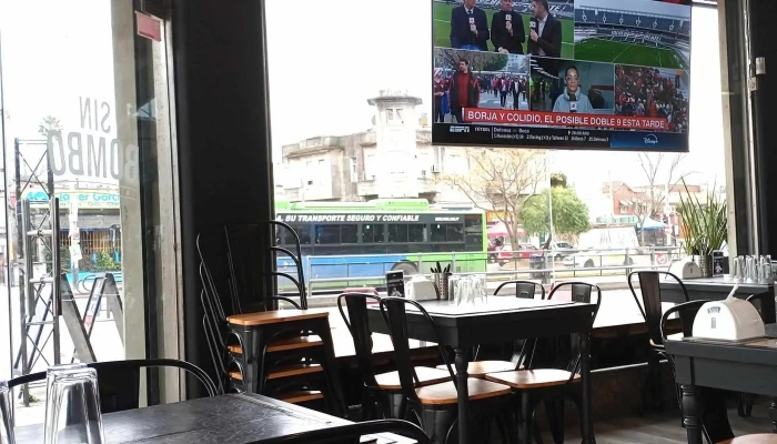 Sin Bombo -  Comentario 4 - Montevideo