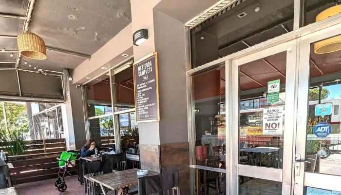 Sirocco -  Comentario 4 - Montevideo