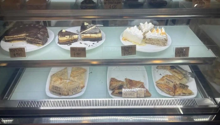 Sirunig Armenian Grill -  Ambiente - Montevideo