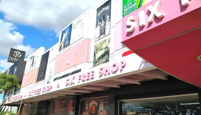 Six Free Shop - Chuy