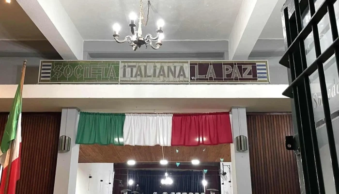 Sociedad Italiana La Paz -  Comentario 4 - La Paz