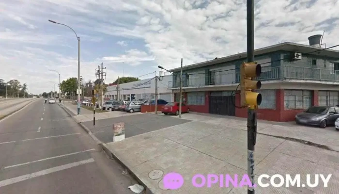 Sociedad Médica Universal Sede Sayago - Montevideo