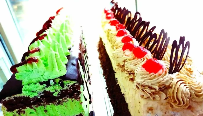 Socol Panaderia Confiteria Pastel - Montevideo