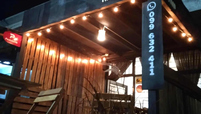 Socrates -  Pizzas Drinks Todo - Maldonado