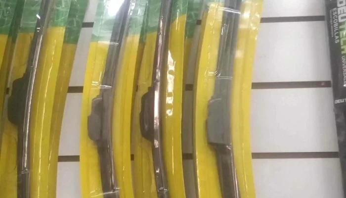 Solis Repuestos -  Interior - Solís de Mataojo