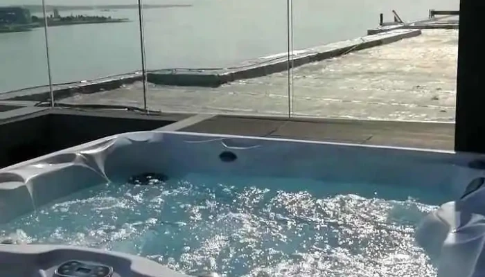 Soro Montevideo Curio Collection By Hilton Videos - Montevideo