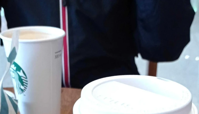 Starbucks -  Comentario 5 - Ciudad de la Costa