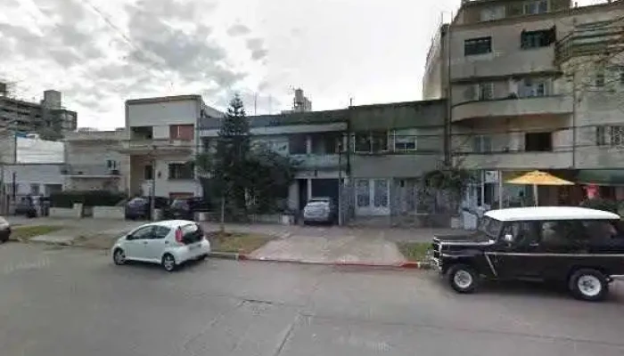 Suat -    Policlinica Pocitos   Emergencia 133 Fotosdeg - Montevideo