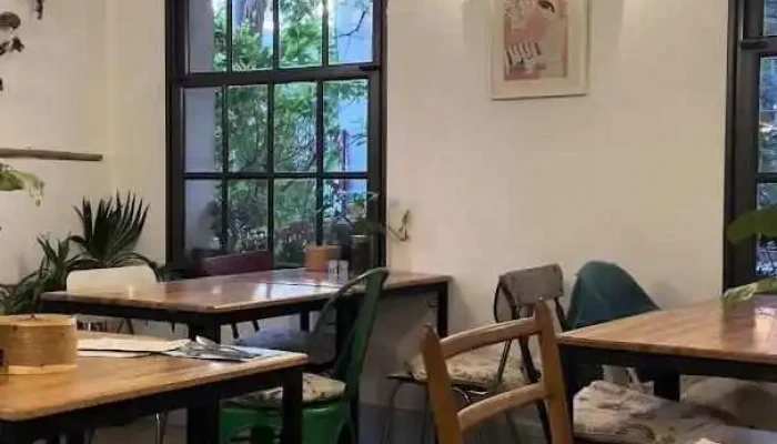 Sucre Sale Bistro Mvd Videos - Montevideo