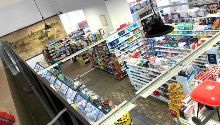 Sucursal de la 'proa' - 65100 Young