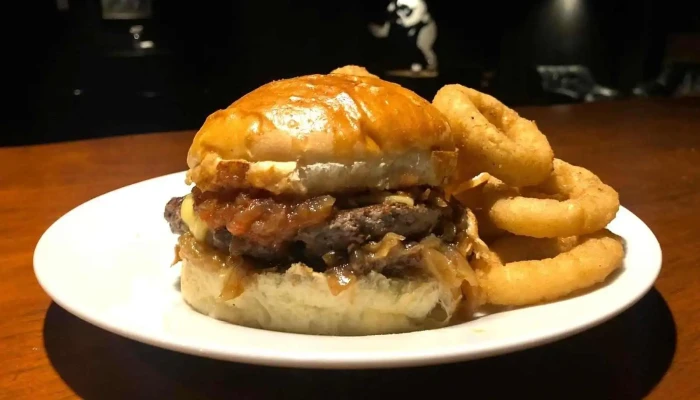 Sumo Brew Pub -  Comidas Y Bebidas - Montevideo