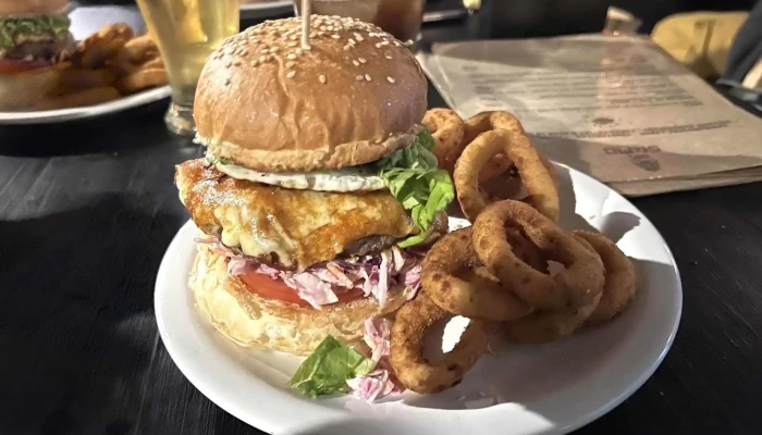 Sumo Brew Pub -  Hamburguesa - Montevideo