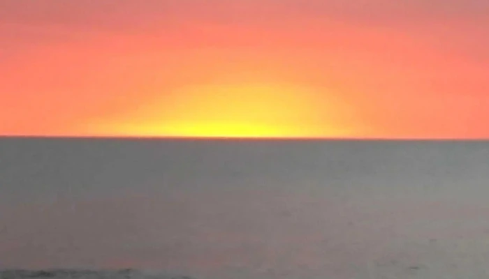 Super Edison -  Comentario 5 - Montevideo