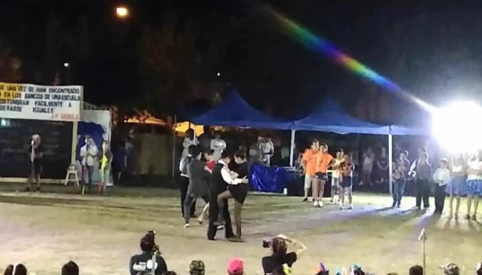 Supermercado Lo D Renee -  Videos - Nueva Palmira