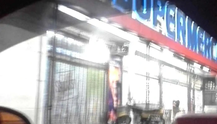 Supermercado Tico -  Estacionamiento - Montevideo