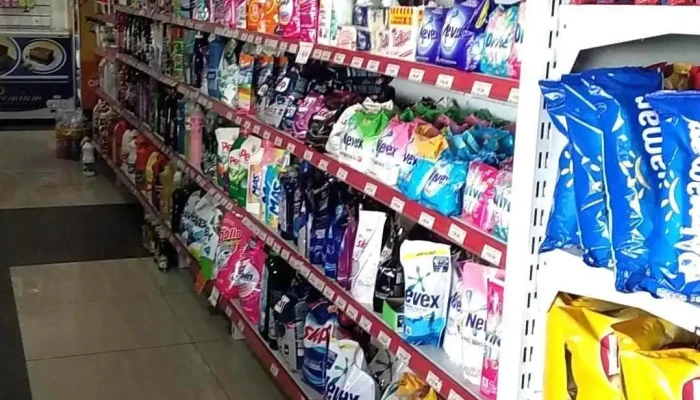 Supermercado Totem -  Interior - Juan L. Lacaze