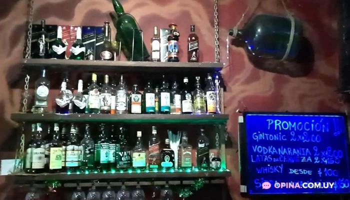 Swing Resto Bar Pool -  Videos - Montevideo