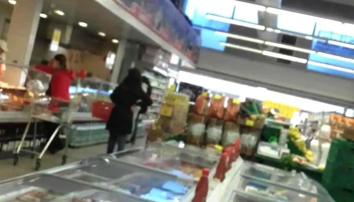 Ta -  Ta -  Alimento - Rocha