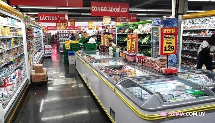 Ta -  Ta -  Interior - San Carlos