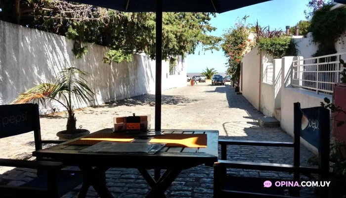 Tasca Del Sur -  Ambiente - Col. del Sacramento