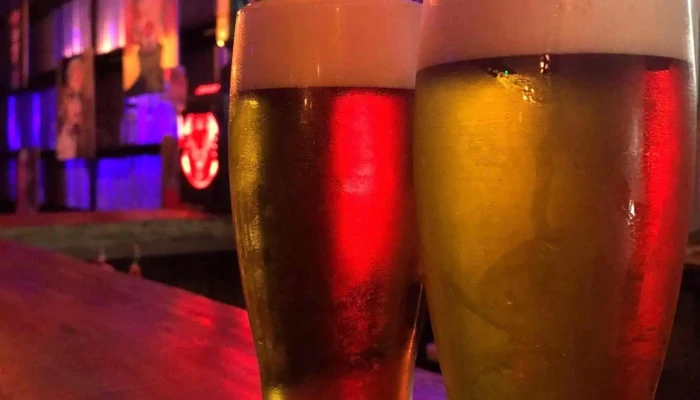 Tazu Teatro Bar -  Comidas Y Bebidas - Montevideo