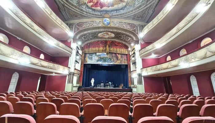 Teatro Dámaso Antonio Larrañaga - 50000 Salto