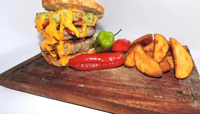 The Best Burger In Town -  Comida Y Bebida - Montevideo