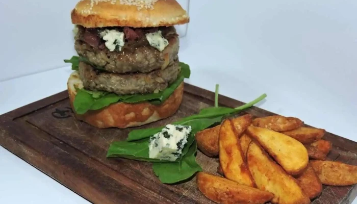 The Best Burger In Town -  Papas Fritas - Montevideo