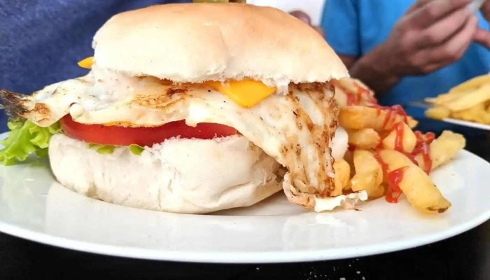 The Family -  Sandwich De Pollo - Punta del Este