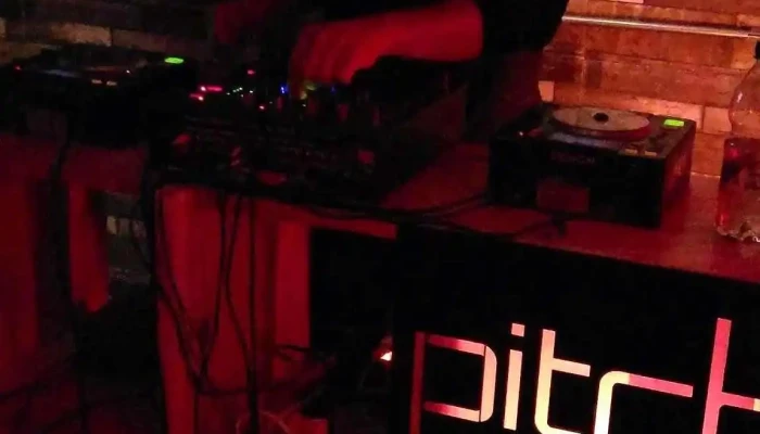 The Old Skool Bar -  Videos - Montevideo