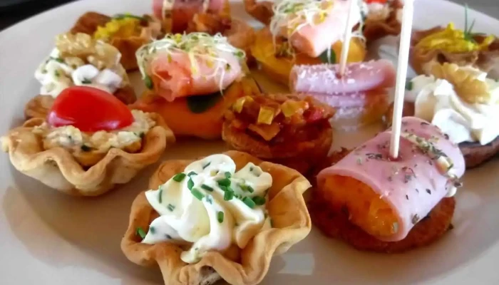 The Sandwich Club -  Comida Y Bebida - Maldonado