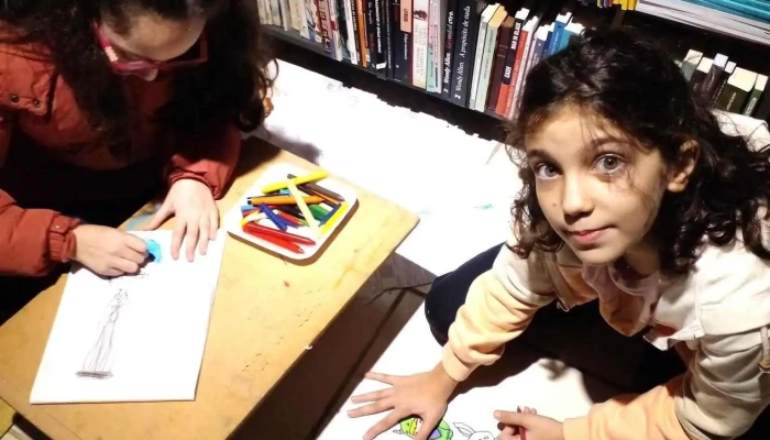 Tienda Canica -  Estante De Libros - Las Piedras