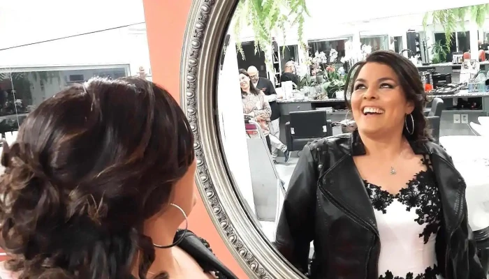 Tijeras Fatales - Enrique Burnet Y Suiza Frente Al