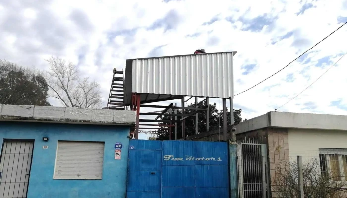 Tin Motors - 11900 Montevideo