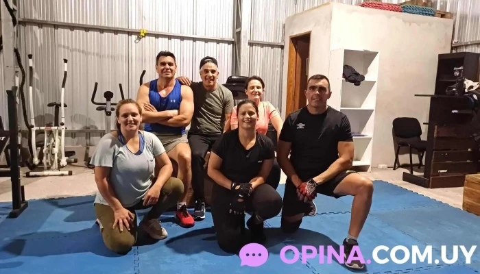 Titanium Team -  Gimnasio - Minas