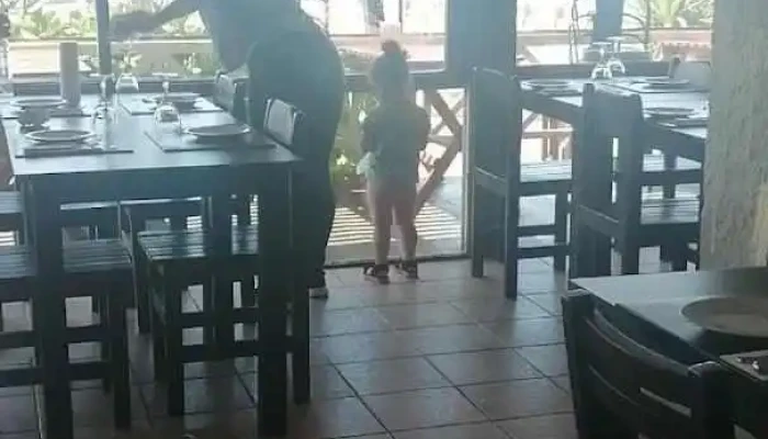 Trattoria Da Piero -  Videos - Piri&aacute;polis