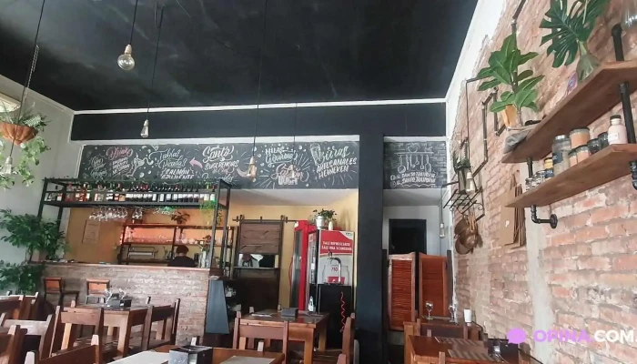 Trattoria Il Santo -  Ambiente - Florida